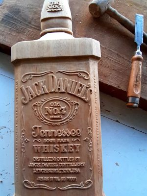 il_1140xN.3904520728_1vp1 Garrafa Jack Daniel’s esculpida em 180graus