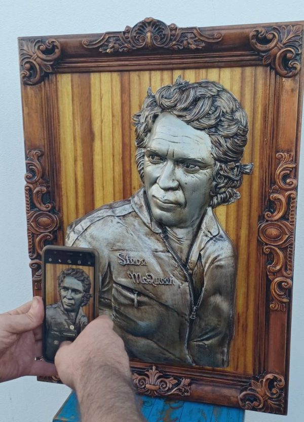 il_1140xN.3967337751_bhj3 Escultura Steve McQueen em Madeira